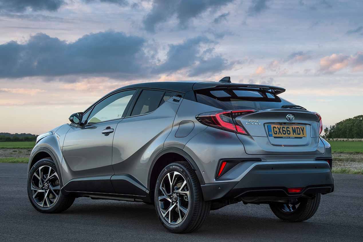 Los coches y los SUV líderes de ventas en España (abril)