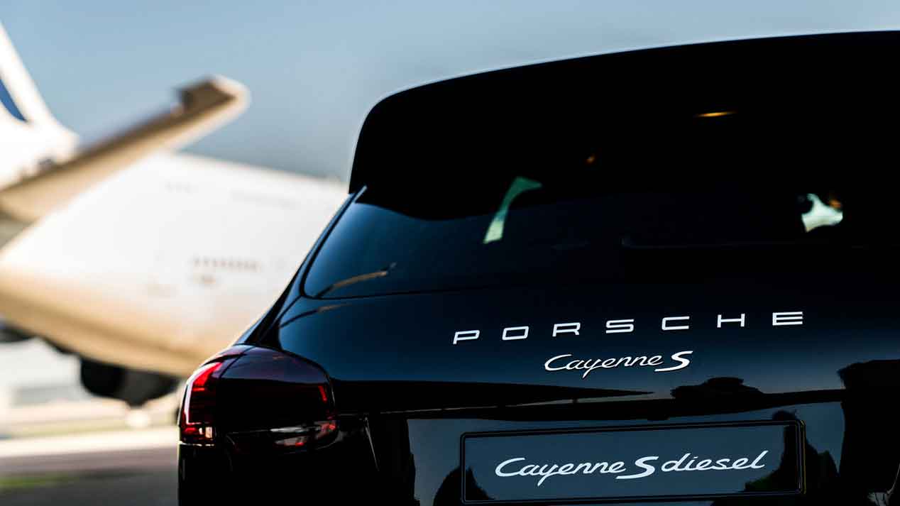 ¿Puede un Porsche Cayenne remolcar un avión de 285 toneladas?
