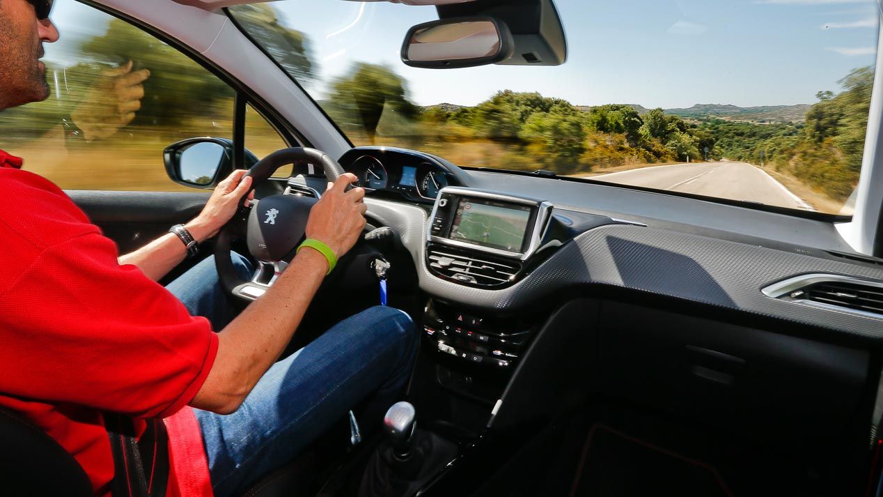 Duelo de SUV pequeño vs compacto: Peugeot 2008 vs 3008