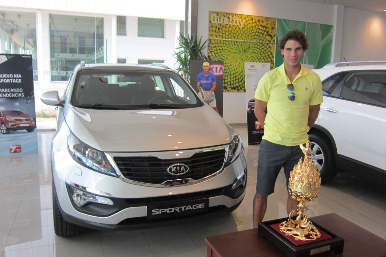 Hablamos de coches con Rafa Nadal... y de deportes