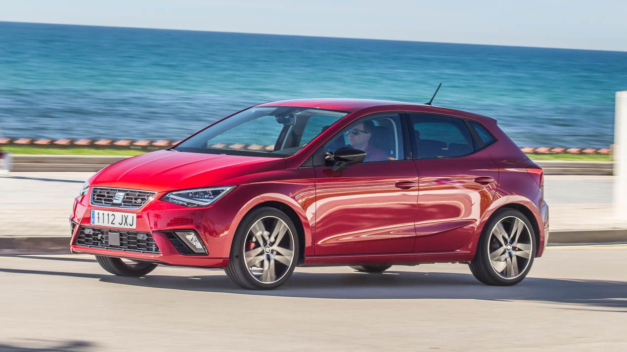 Seat Ibiza 2017 y VW Polo, frente a frente