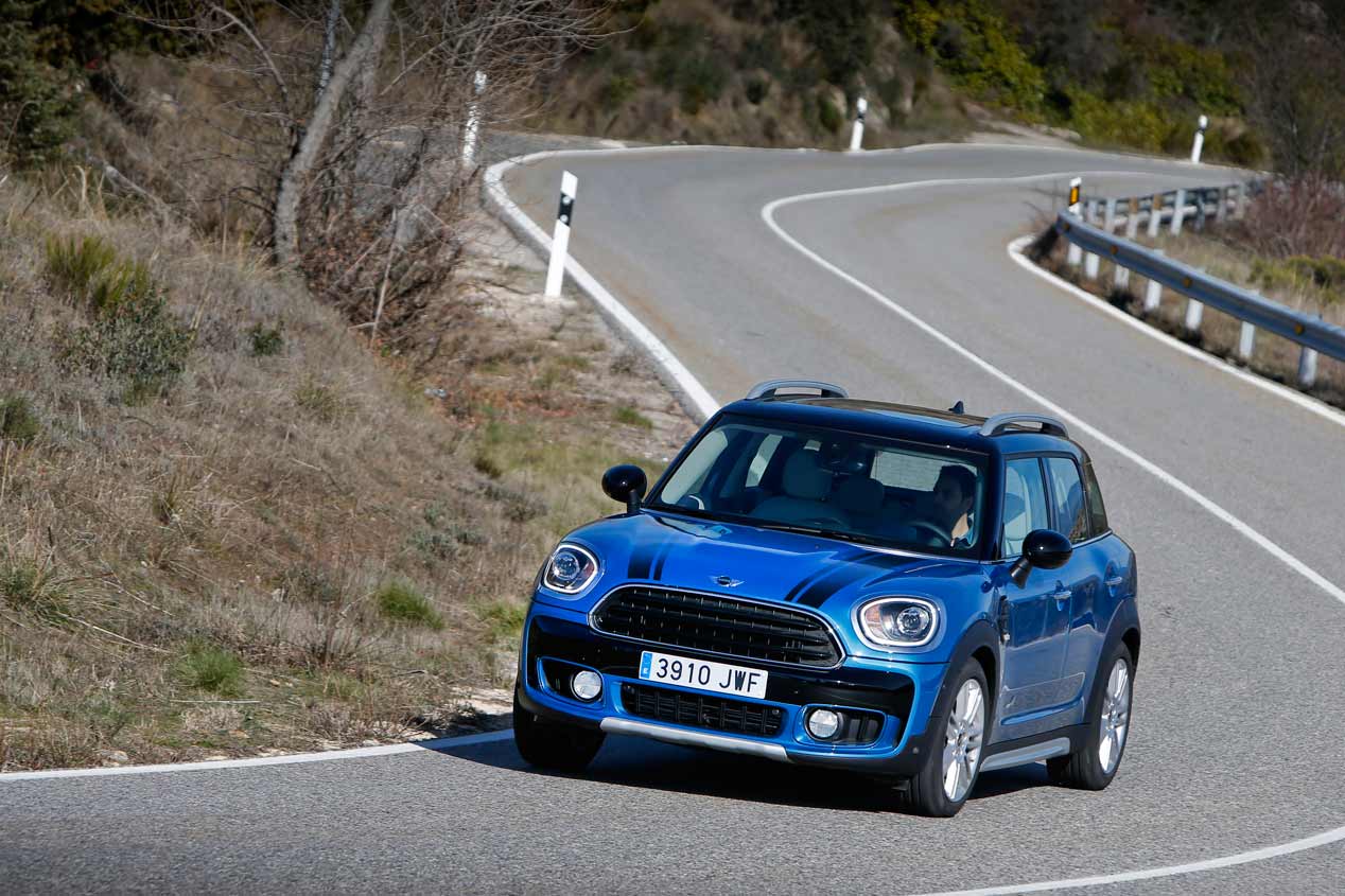 BMW X1 vs Mini Countryman: los probamos y enfrentamos