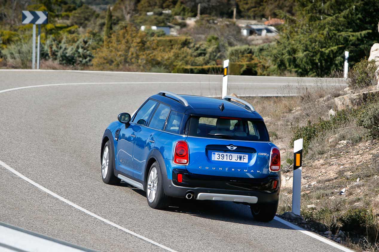 BMW X1 vs Mini Countryman: los probamos y enfrentamos