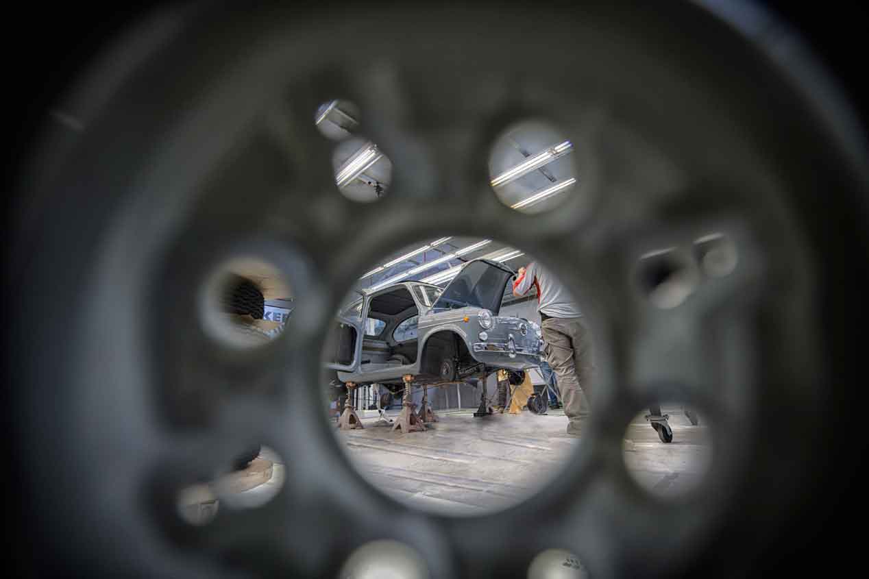 El proceso de restauración de un Seat 600 D descapotable