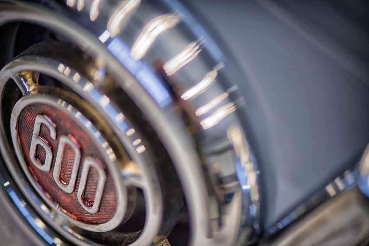 El proceso de restauración de un Seat 600 D descapotable