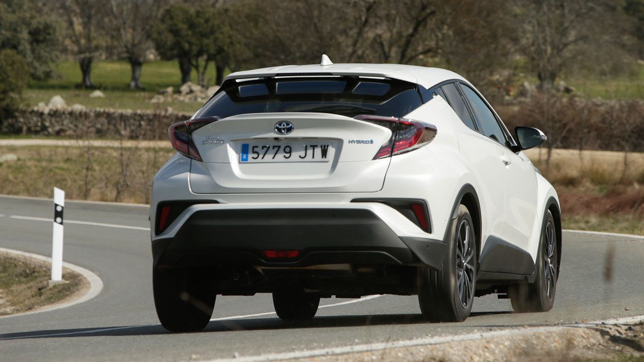 Comparativa: Toyota C-HR vs Nissan Juke Nismo RS