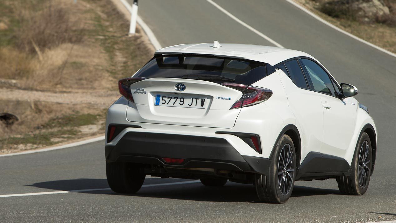 Comparativa: Toyota C-HR vs Nissan Juke Nismo RS
