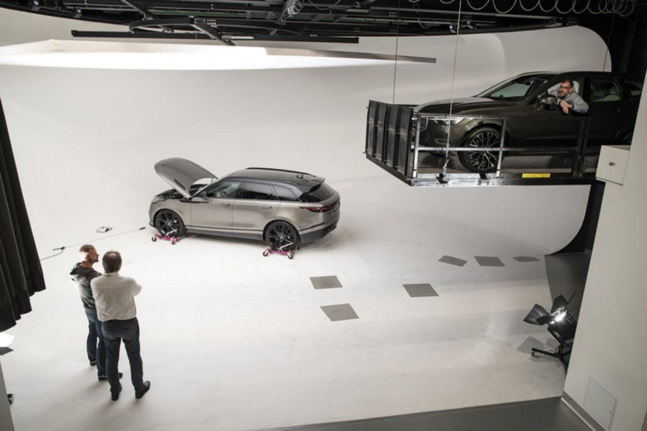 Duelo: el nuevo Volvo XC60 vs el inédito Range Rover Velar