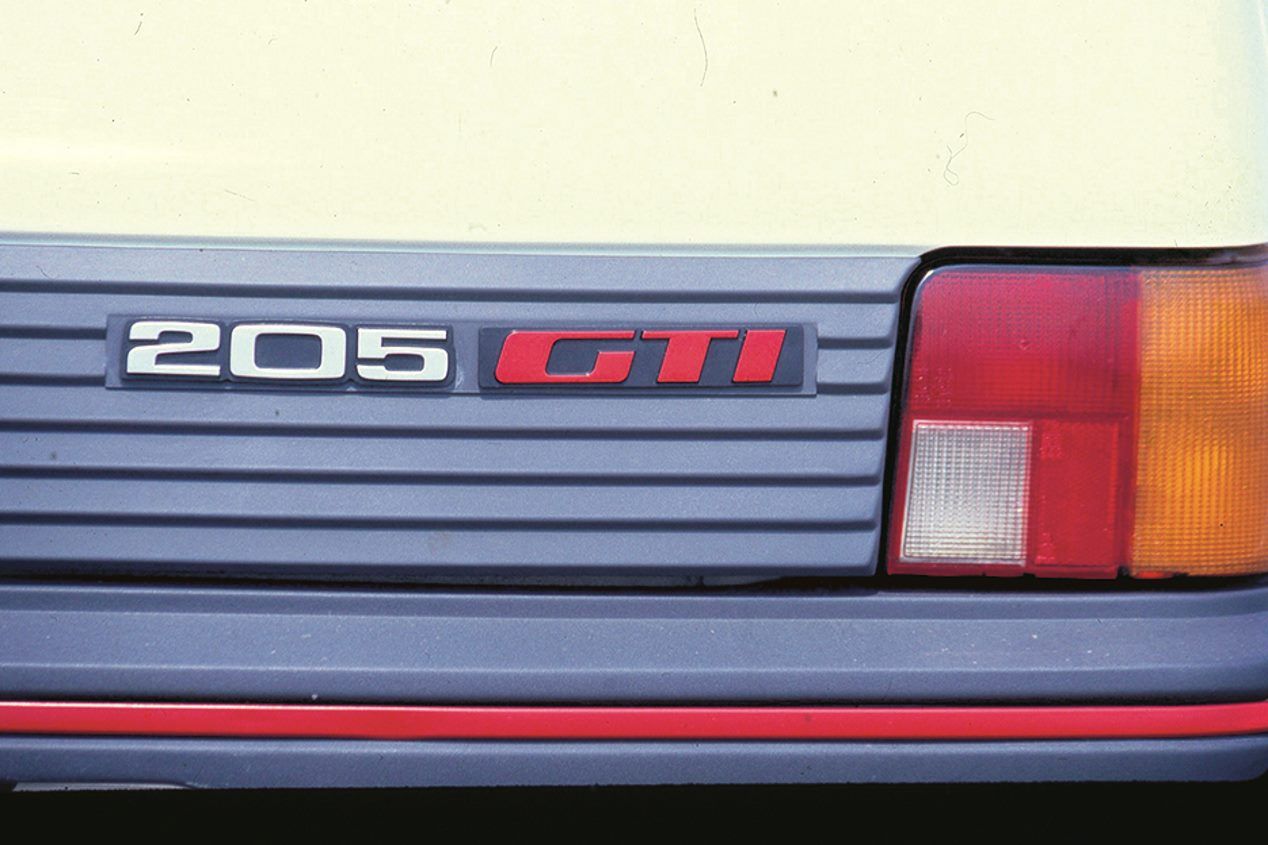 Peugeot 205 GTI, un deportivo popular mítico