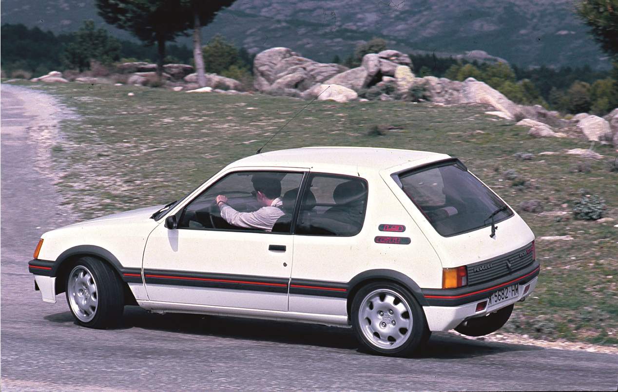 Peugeot 205 GTI, un deportivo popular mítico