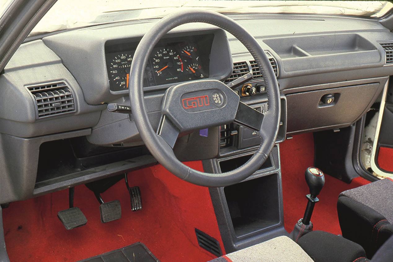 Peugeot 205 GTI, un deportivo popular mítico