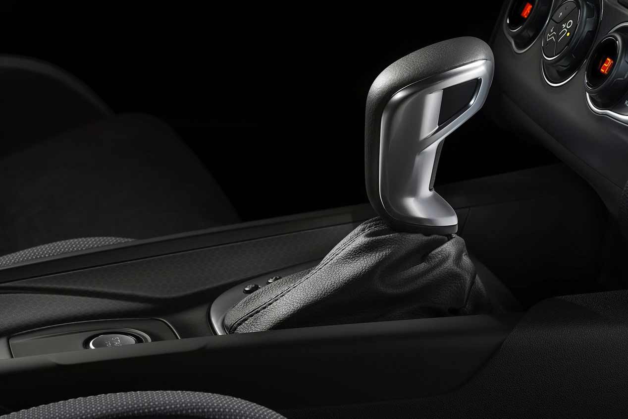 DS 4 Crossback: color mate para toda la gama