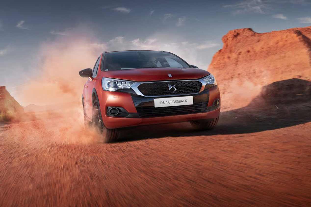 DS 4 Crossback: color mate para toda la gama