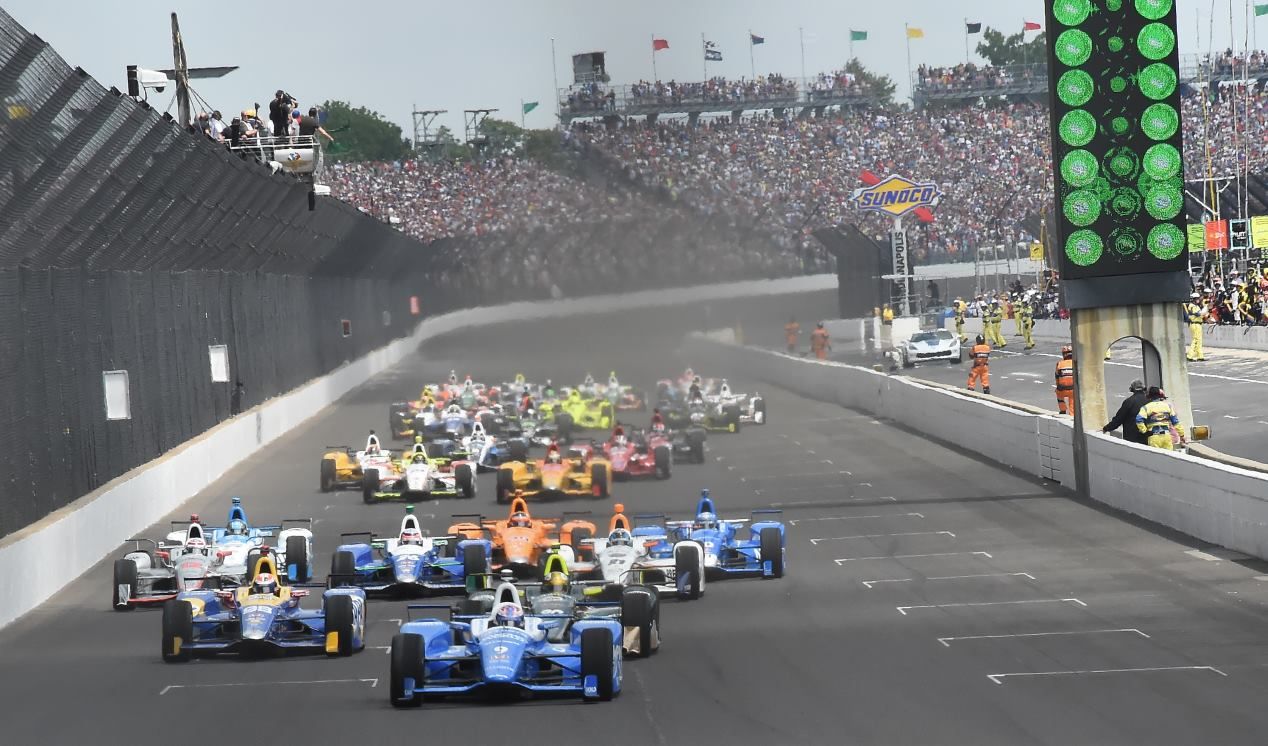 500 Millas de Indianápolis: Alonso, fuera de carrera al romper el motor