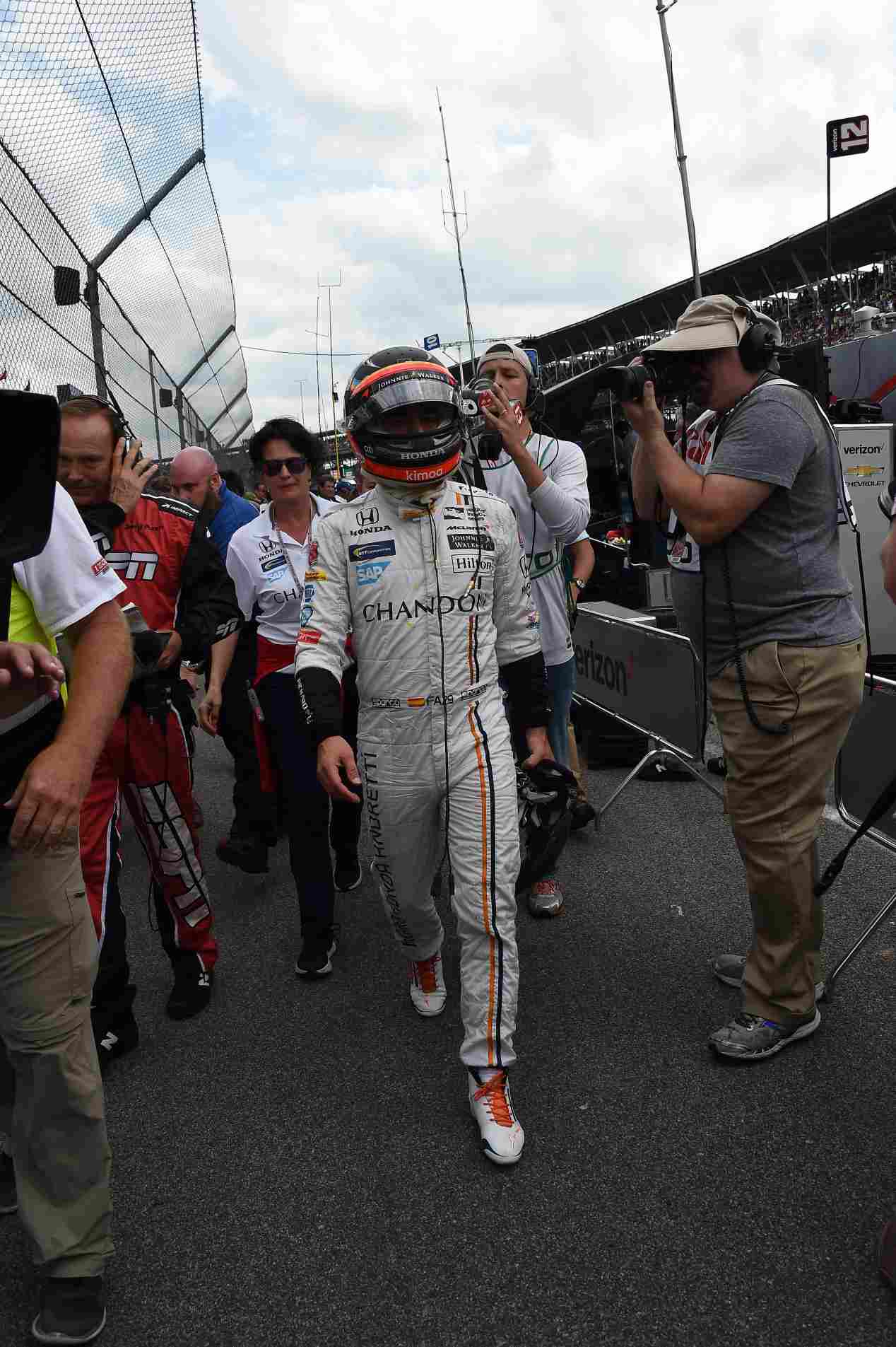 500 Millas de Indianápolis: Alonso, fuera de carrera al romper el motor