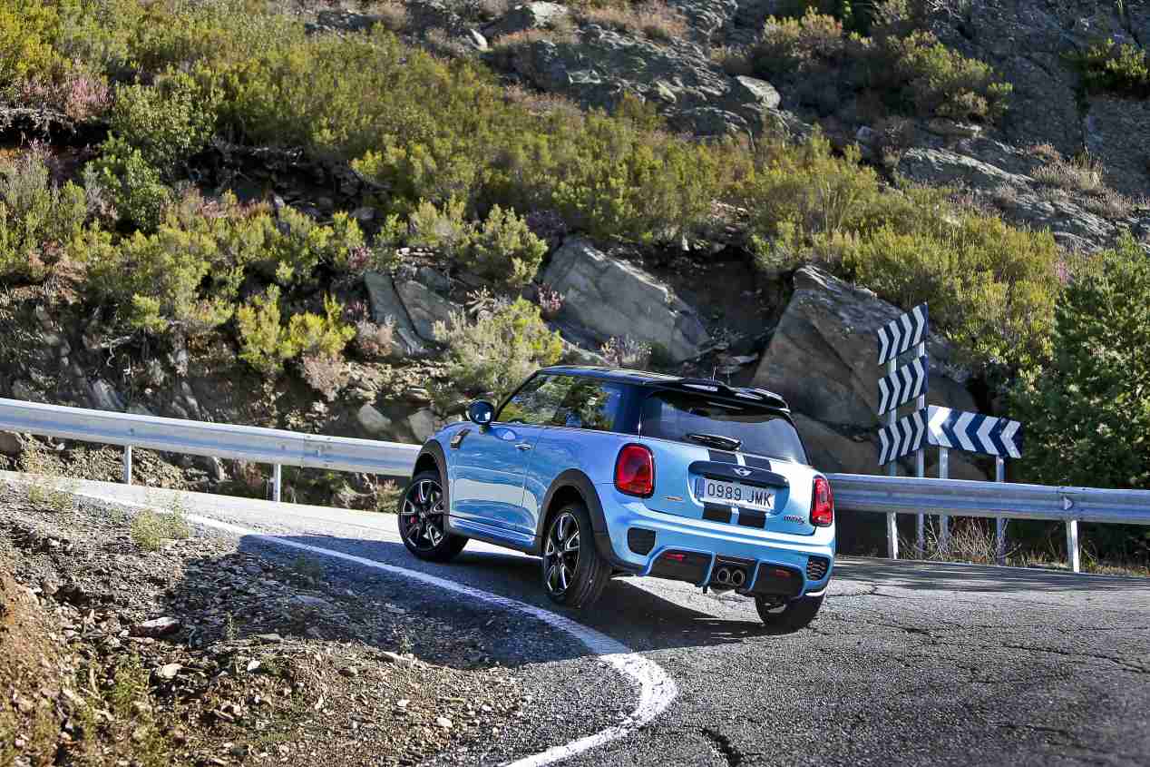 Los 10 coches deportivos más divertidos por menos de 30.000 euros