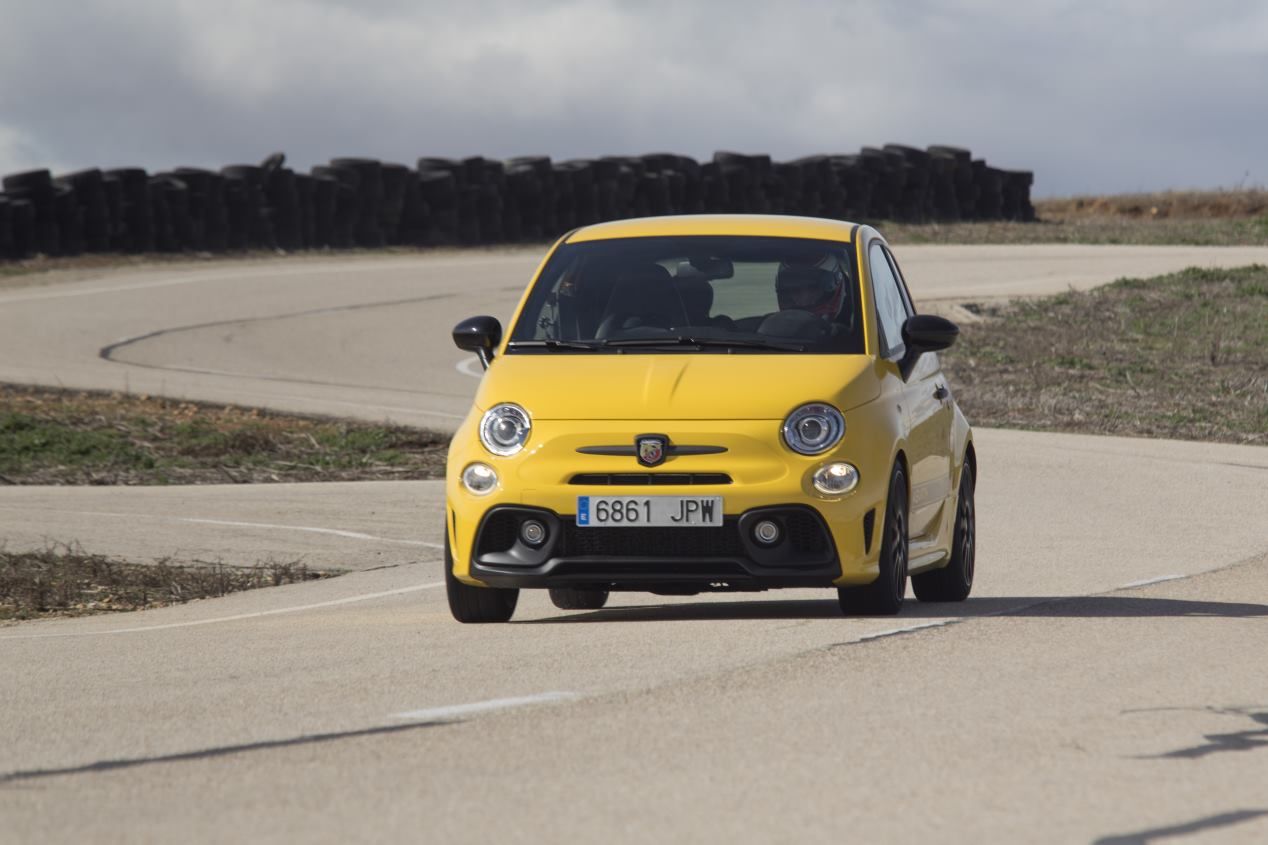 Los 10 coches deportivos más divertidos por menos de 30.000 euros