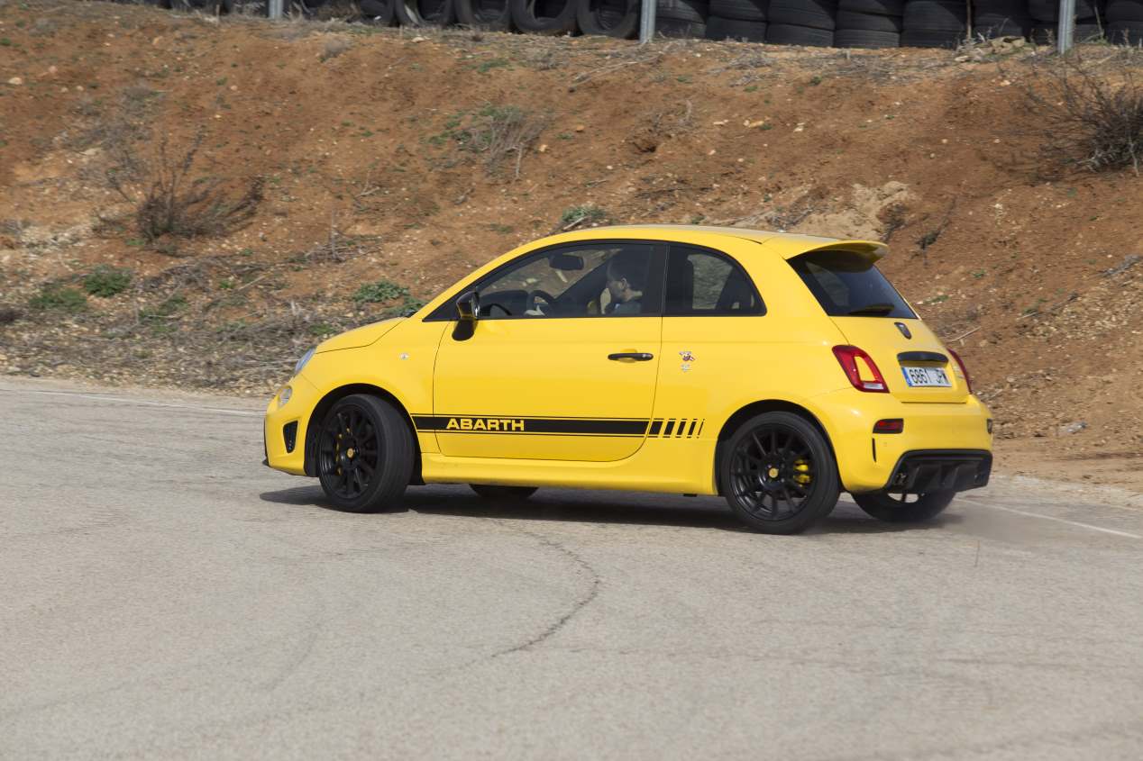 Los 10 coches deportivos más divertidos por menos de 30.000 euros