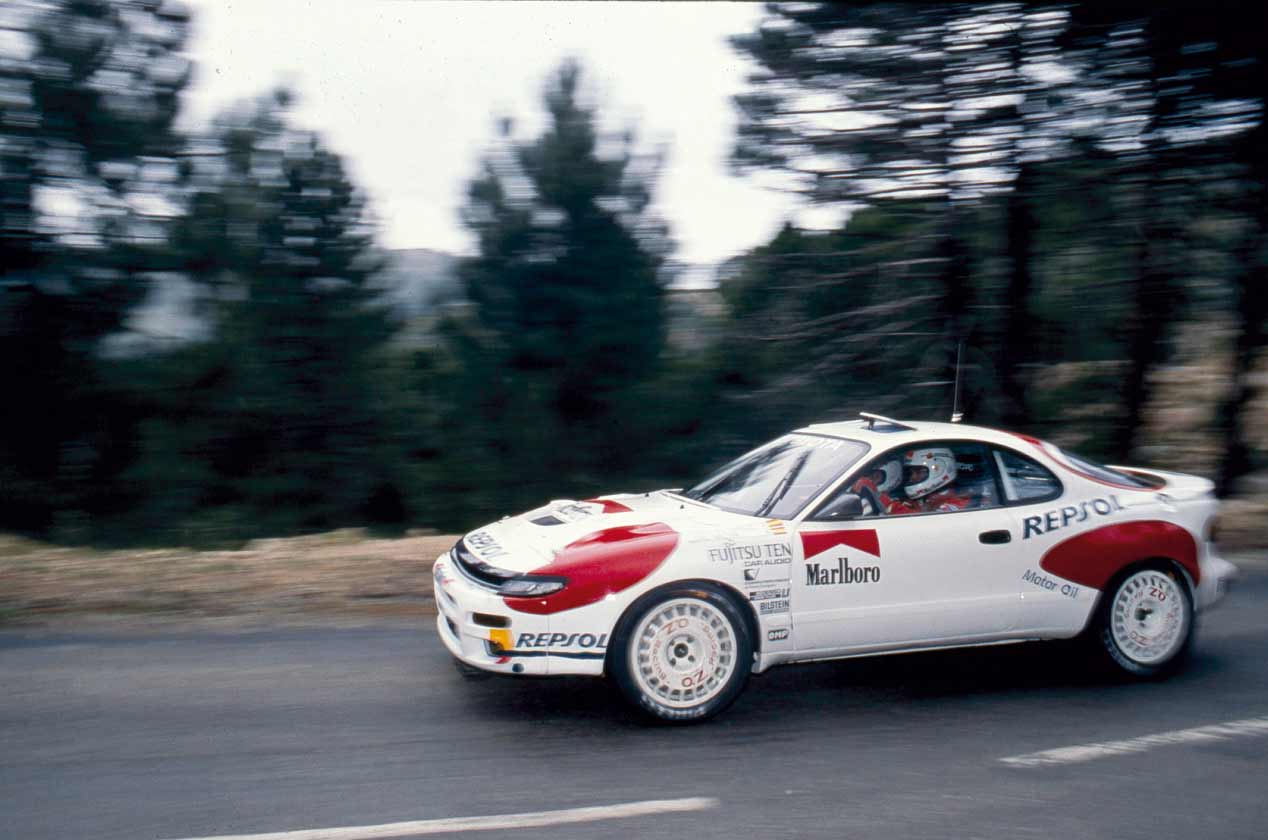 Prueba original del Toyota Celica Turbo 4WD Grupo A de Carlos Sainz, ¡qué cochazo!