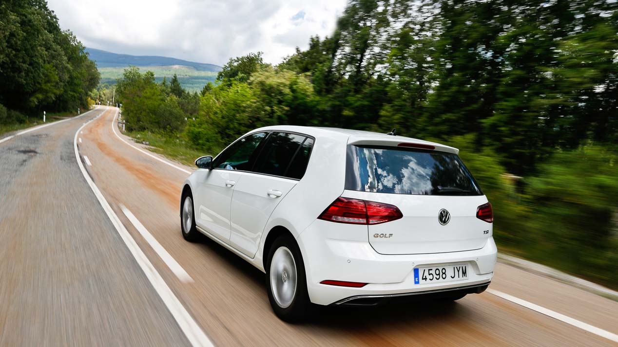 Hyundai i30 1.0 TGDI vs Volkswagen Golf 1.0 TSI, asalto al líder