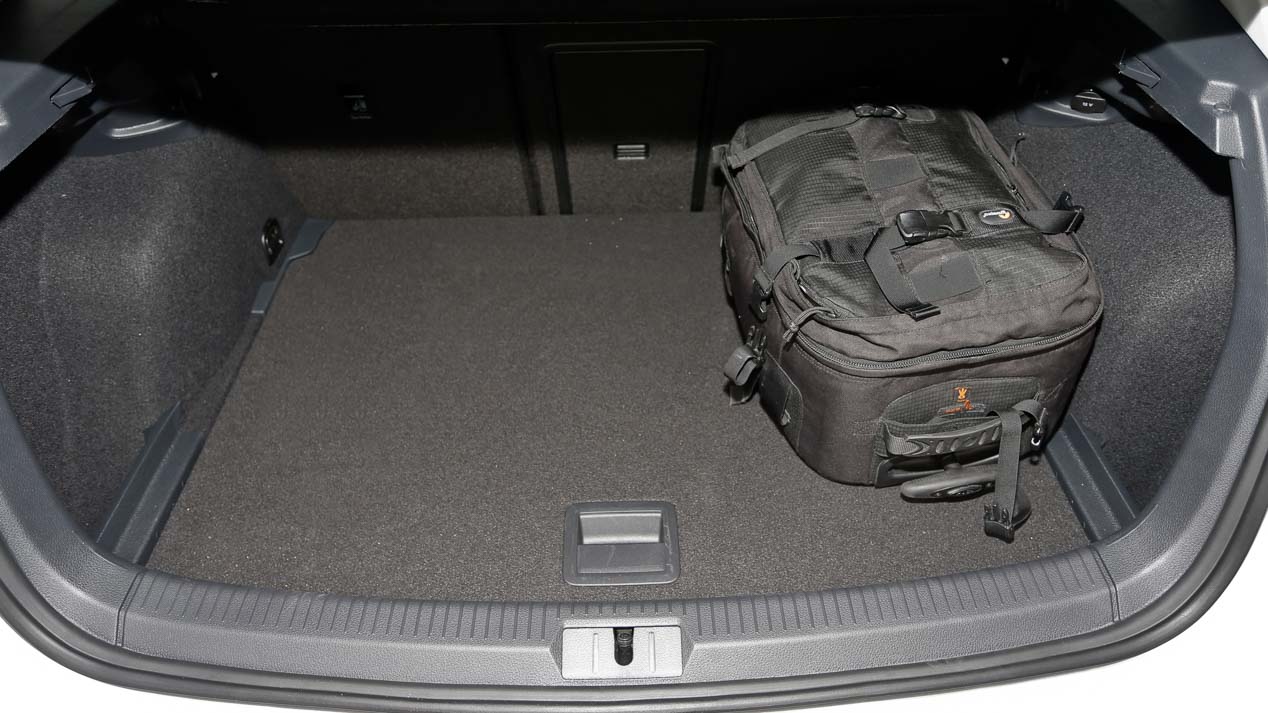 Hyundai i30 1.0 TGDI vs Volkswagen Golf 1.0 TSI, asalto al líder