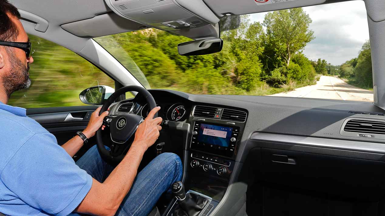 Hyundai i30 1.0 TGDI vs Volkswagen Golf 1.0 TSI, asalto al líder