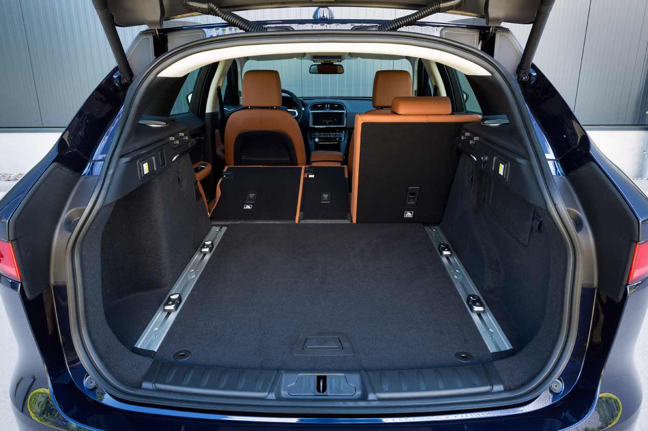 Jaguar F-Pace 2018, lo conducimos. Las mejores imágenes