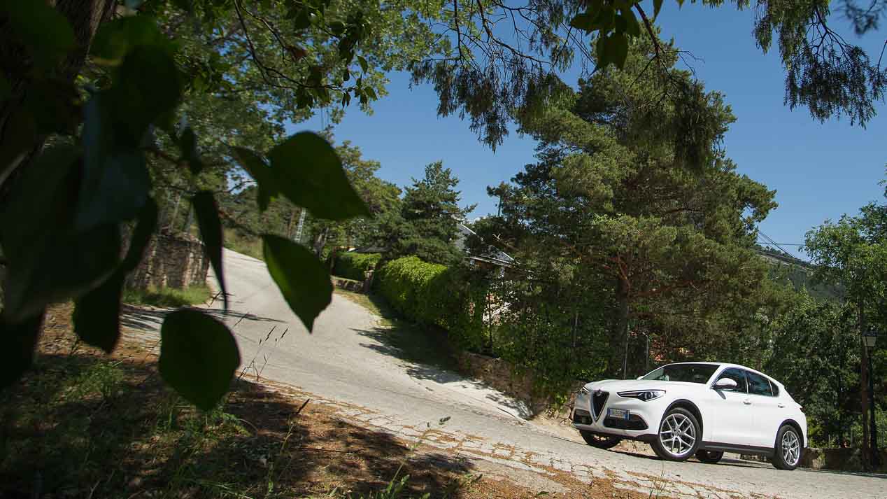 Superprueba: Alfa Romeo Stelvio 2.0 Q4, un gran SUV