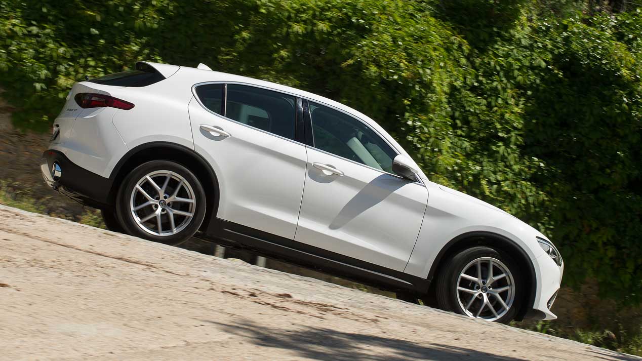 Superprueba: Alfa Romeo Stelvio 2.0 Q4, un gran SUV
