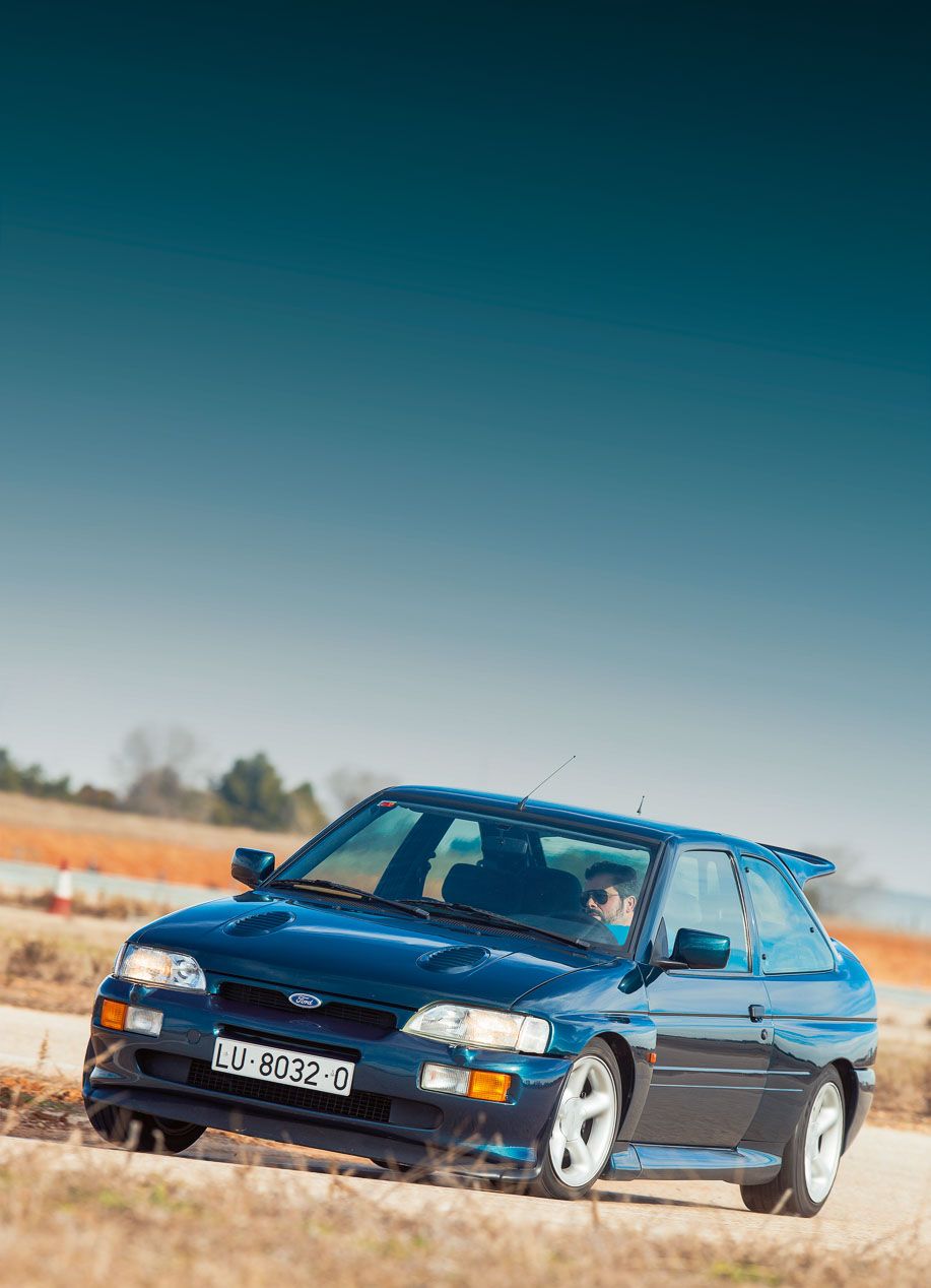 Ford Escort RS Cosworth: un deportivo mítico