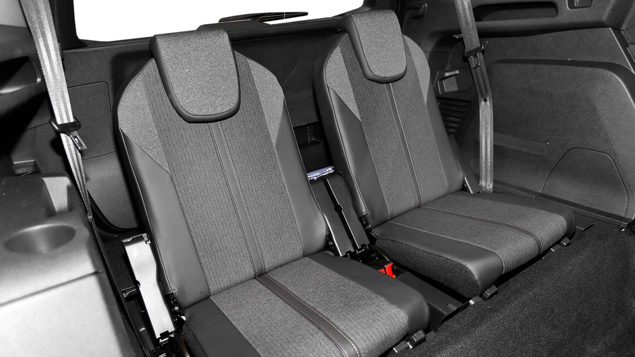 Peugeot 5008 1.6 BlueHDi 120 CV ¿Potencia para 7 plazas?