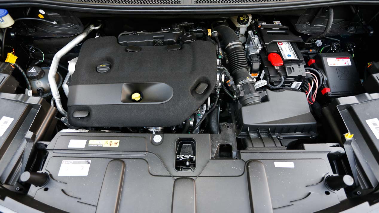 Peugeot 5008 1.6 BlueHDi 120 CV ¿Potencia para 7 plazas?