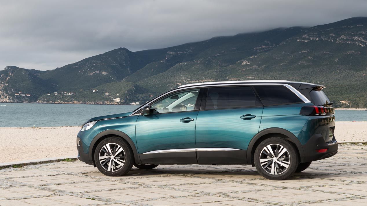 Peugeot 5008 1.6 BlueHDi 120 CV ¿Potencia para 7 plazas?