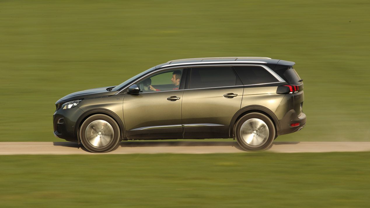 Peugeot 5008 1.6 BlueHDi 120 CV ¿Potencia para 7 plazas?