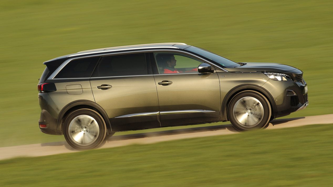 Peugeot 5008 1.6 BlueHDi 120 CV ¿Potencia para 7 plazas?