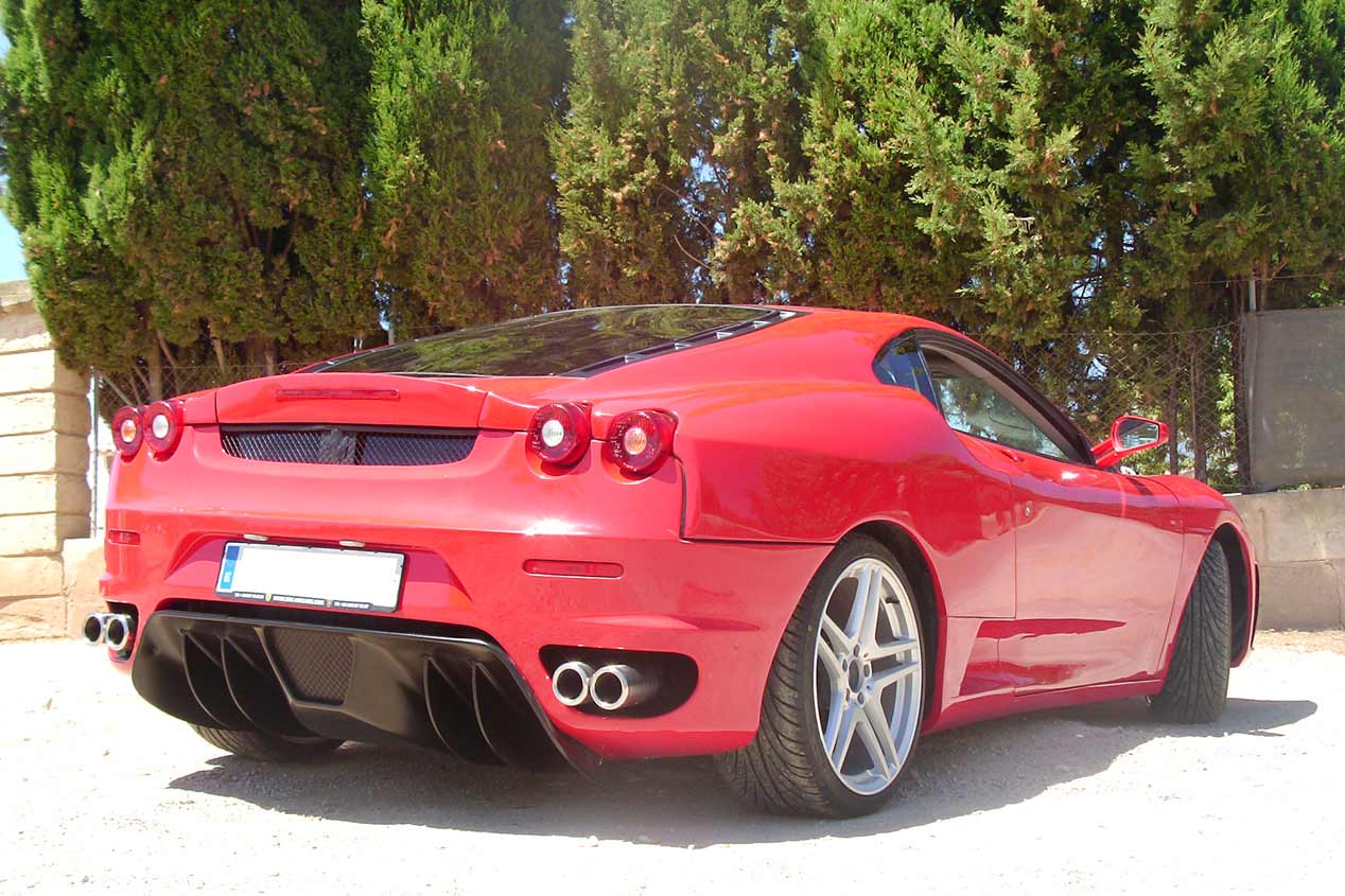 SRC-Kitcars, coches y réplicas a medida