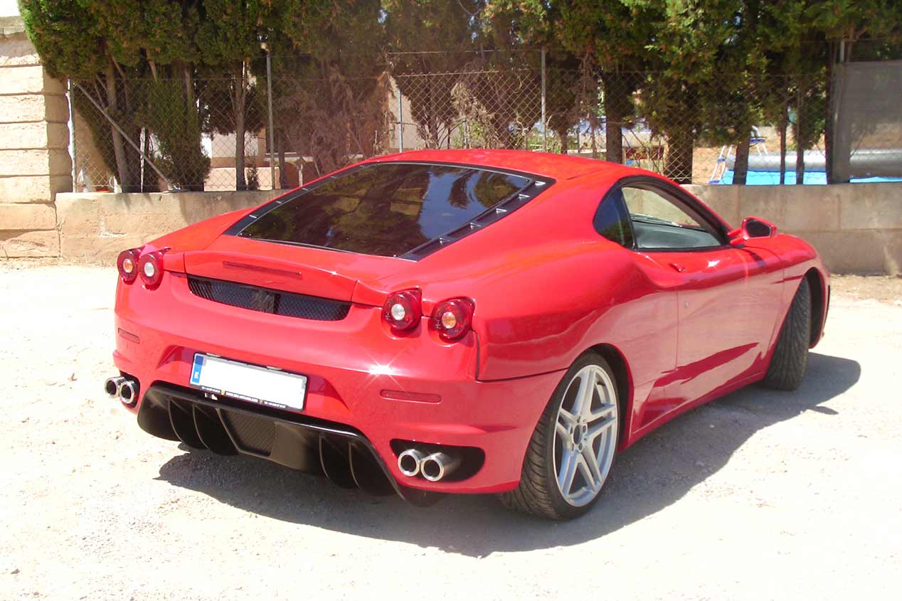 SRC-Kitcars, coches y réplicas a medida