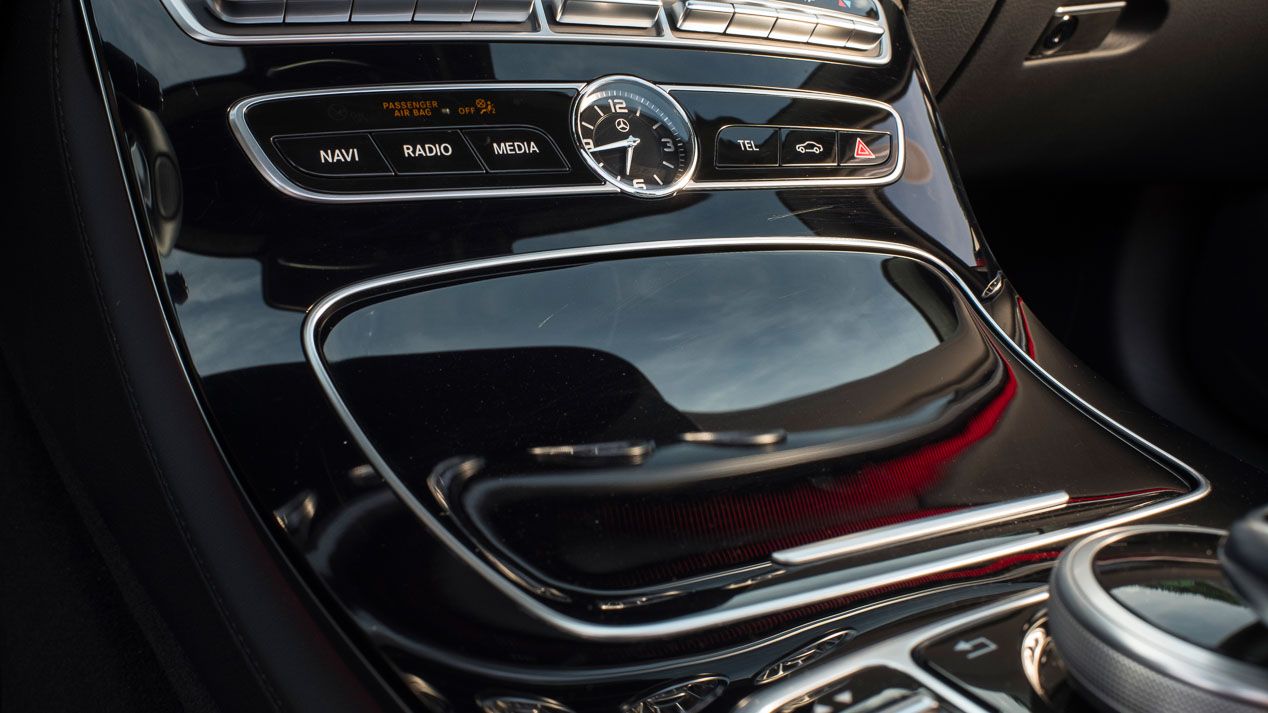 Mercedes E Cabrio, un cabrio cómodo, lujoso y tecnológicamente muy avanzado