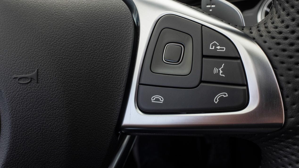 Mercedes E Cabrio, un cabrio cómodo, lujoso y tecnológicamente muy avanzado