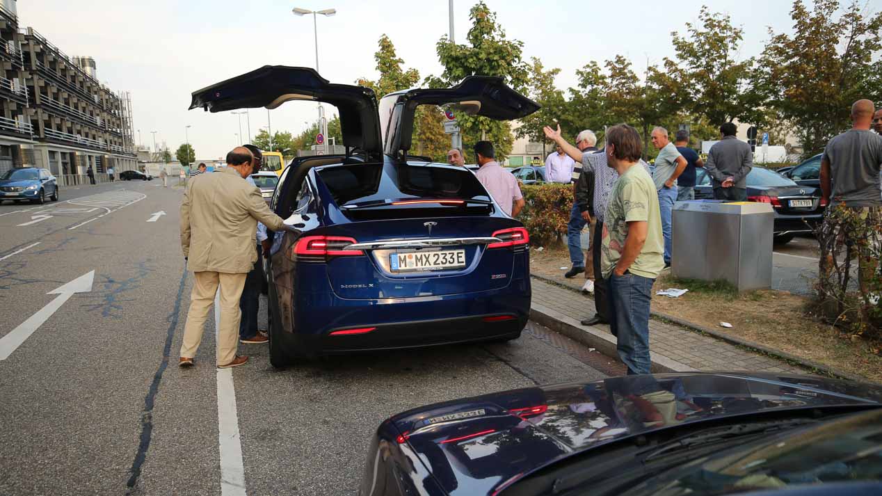 Tesla y El Corte Inglés se alían para vender sus coches eléctricos