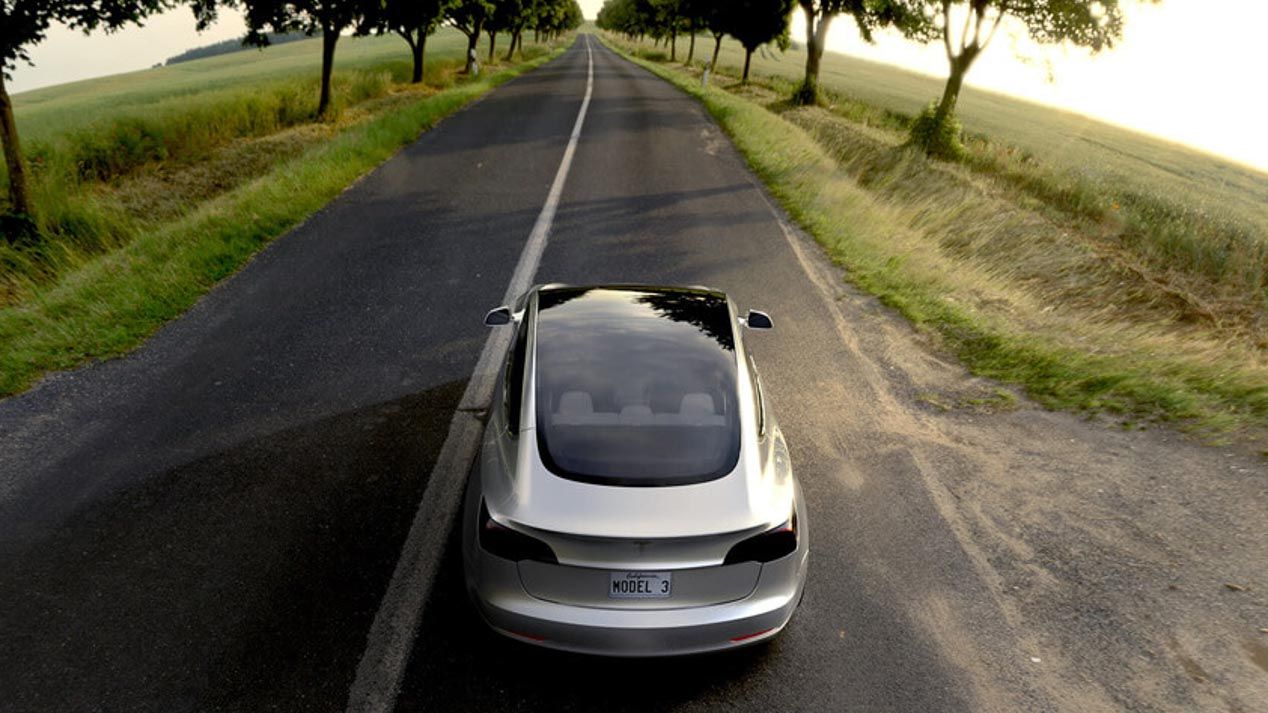 Tesla y El Corte Inglés se alían para vender sus coches eléctricos