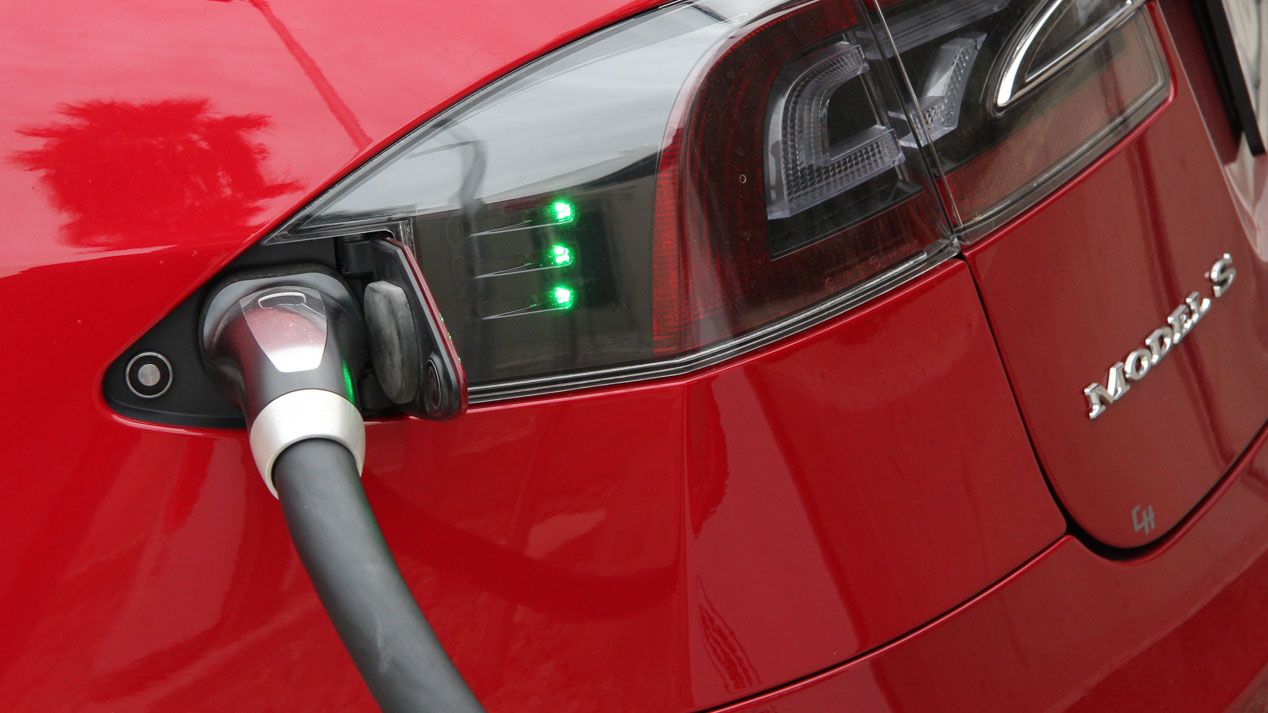 Tesla y El Corte Inglés se alían para vender sus coches eléctricos