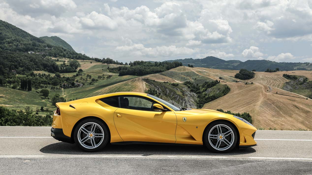 Ferrari 812 Superfast, fotos, datos e impresiones del último deportivo de  Ferrari