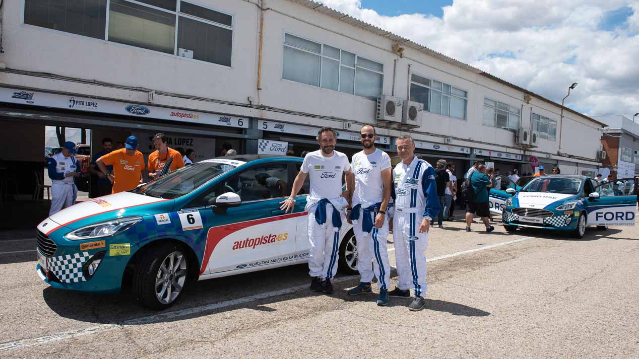 24 horas solidarias de Ford, por una buena causa