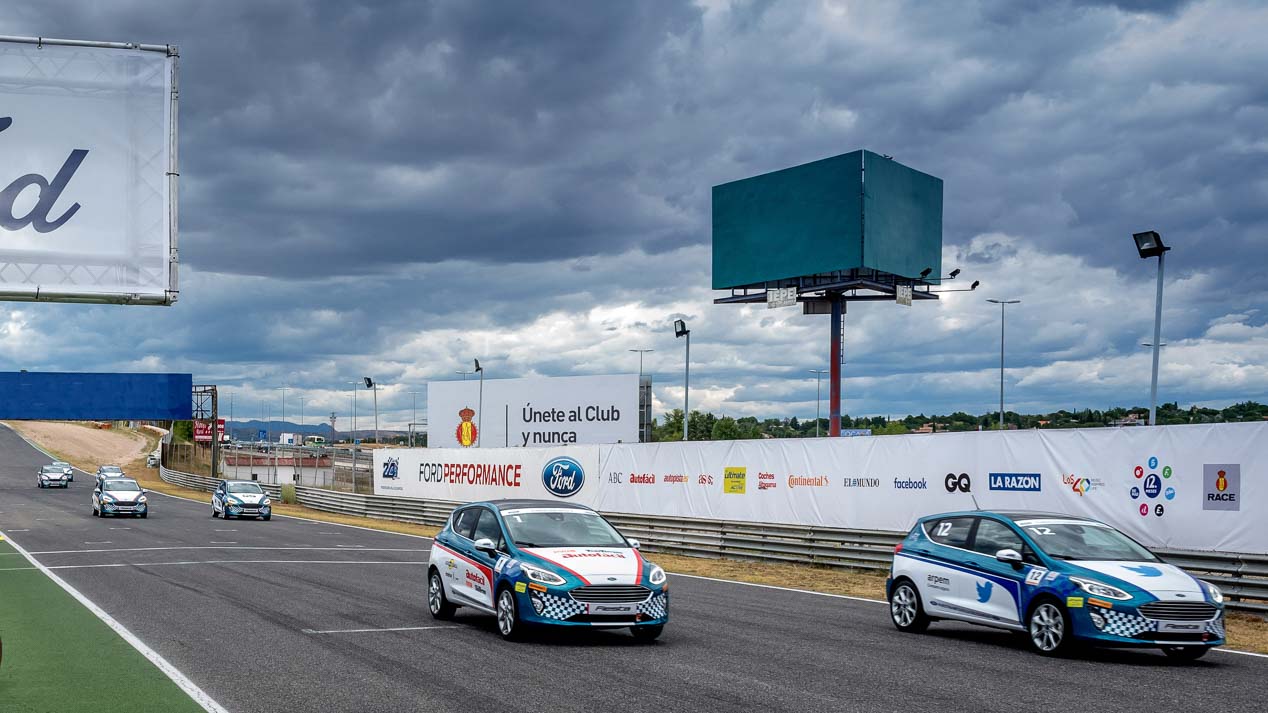 24 horas solidarias de Ford, por una buena causa