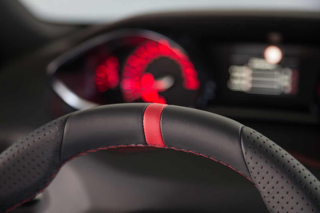 A prueba el Peugeot 308 GTI 2017