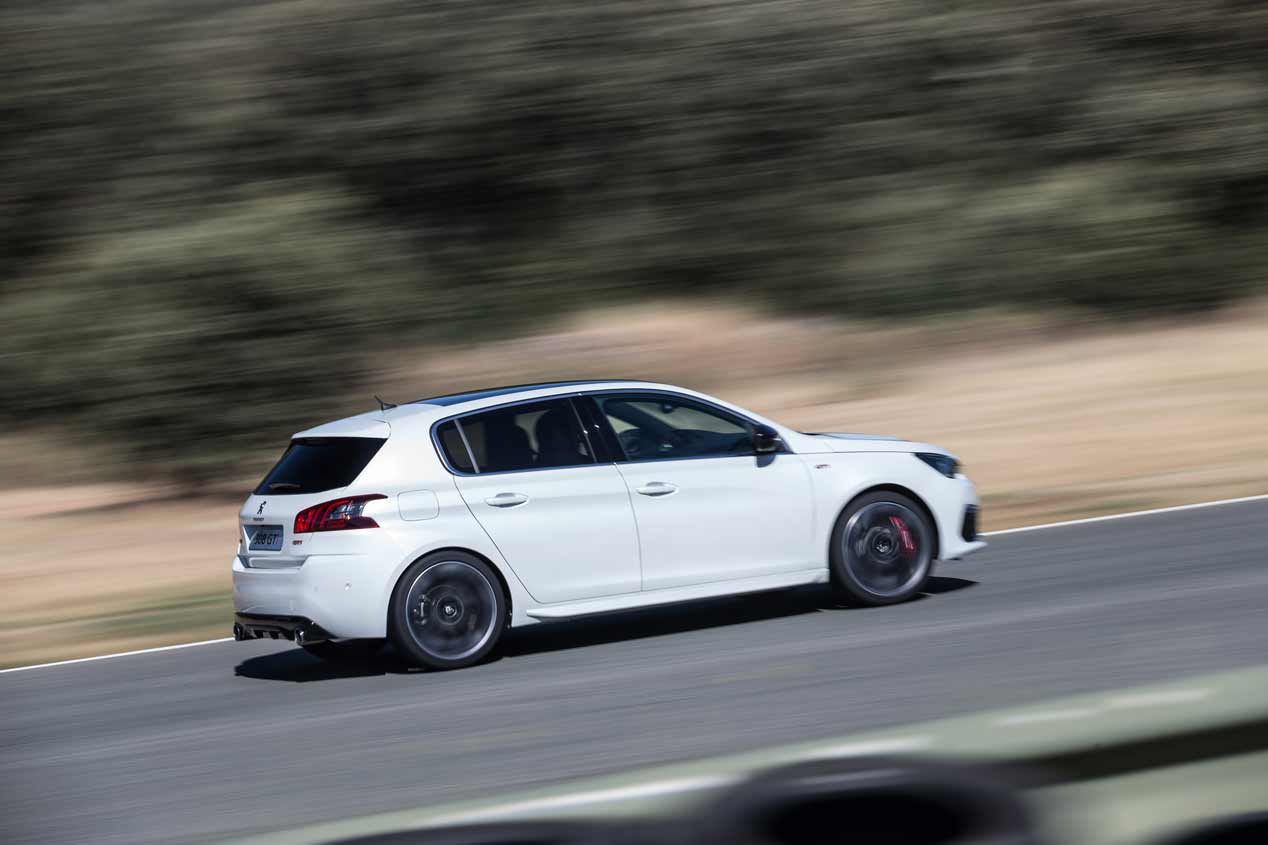 A prueba el Peugeot 308 GTI 2017