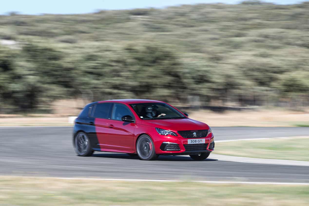 A prueba el Peugeot 308 GTI 2017
