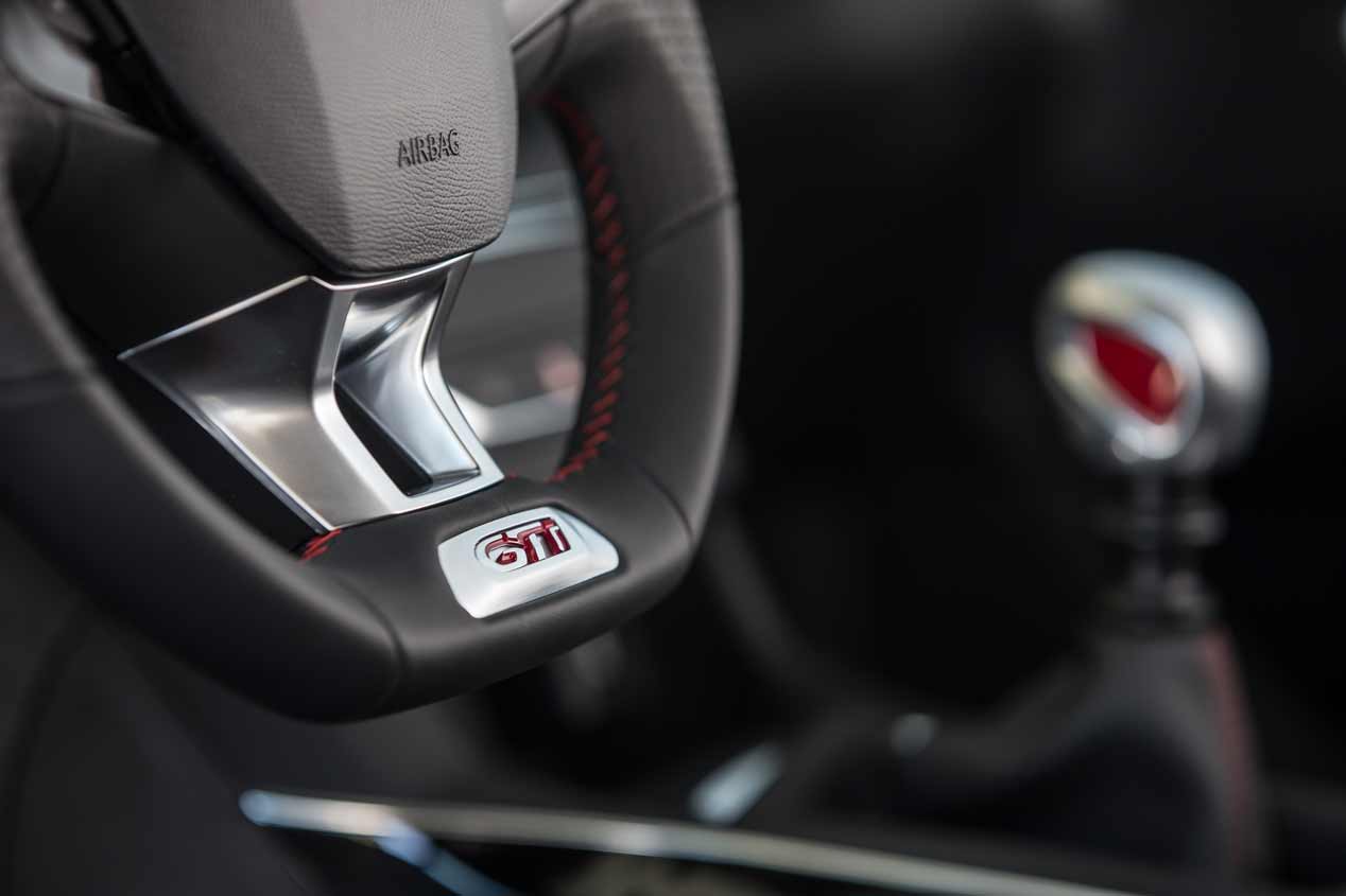 A prueba el Peugeot 308 GTI 2017