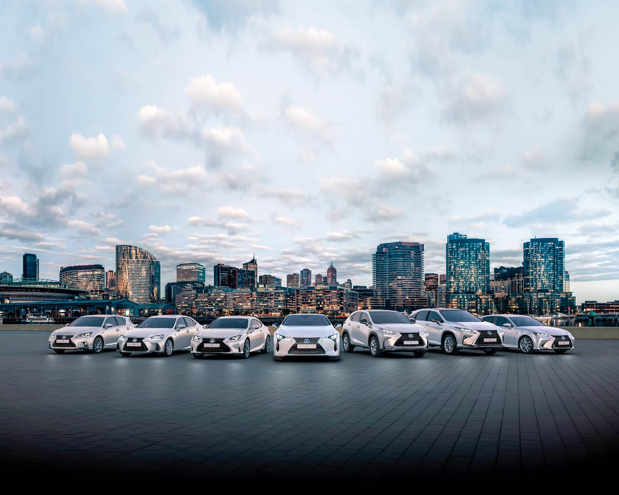 Lexus y su gama de coches: cien por cien híbridos